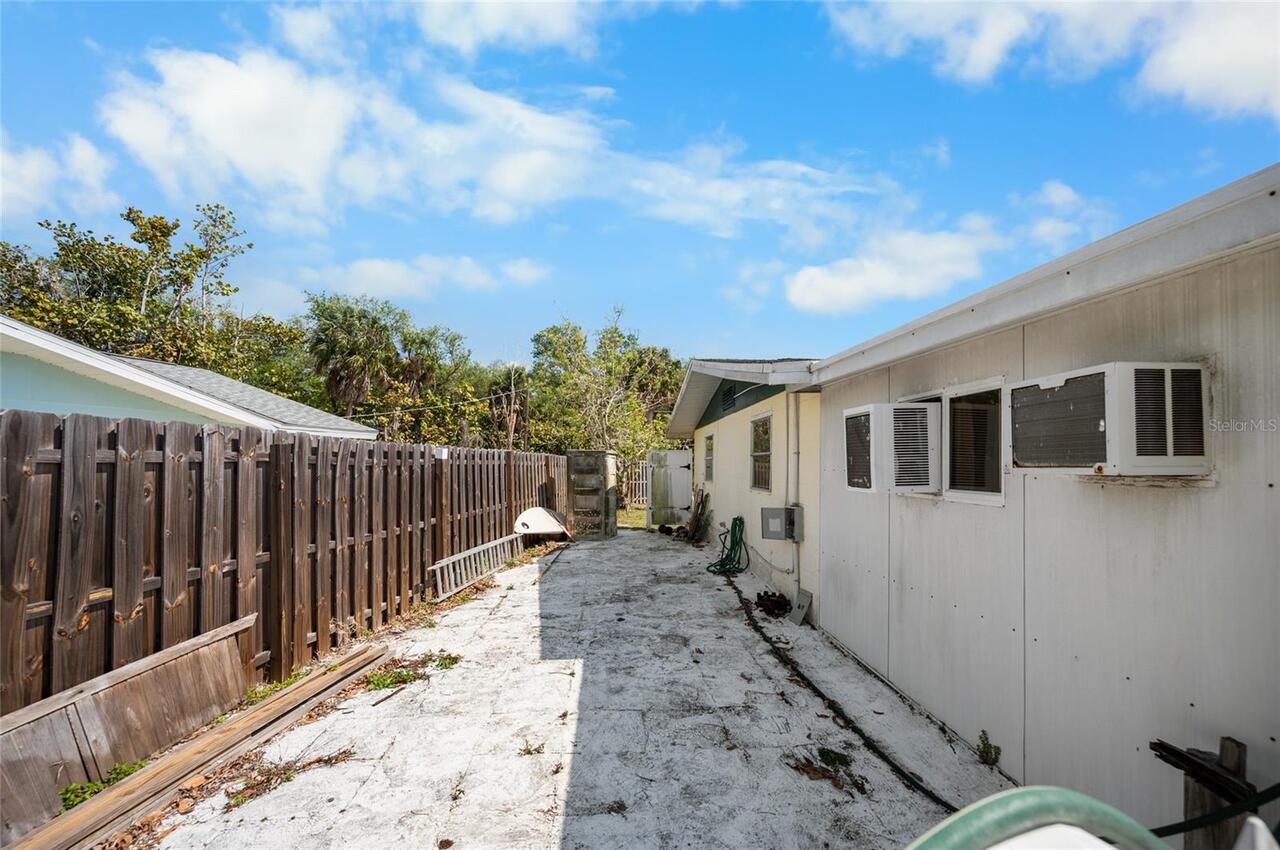 Listing Photo 34