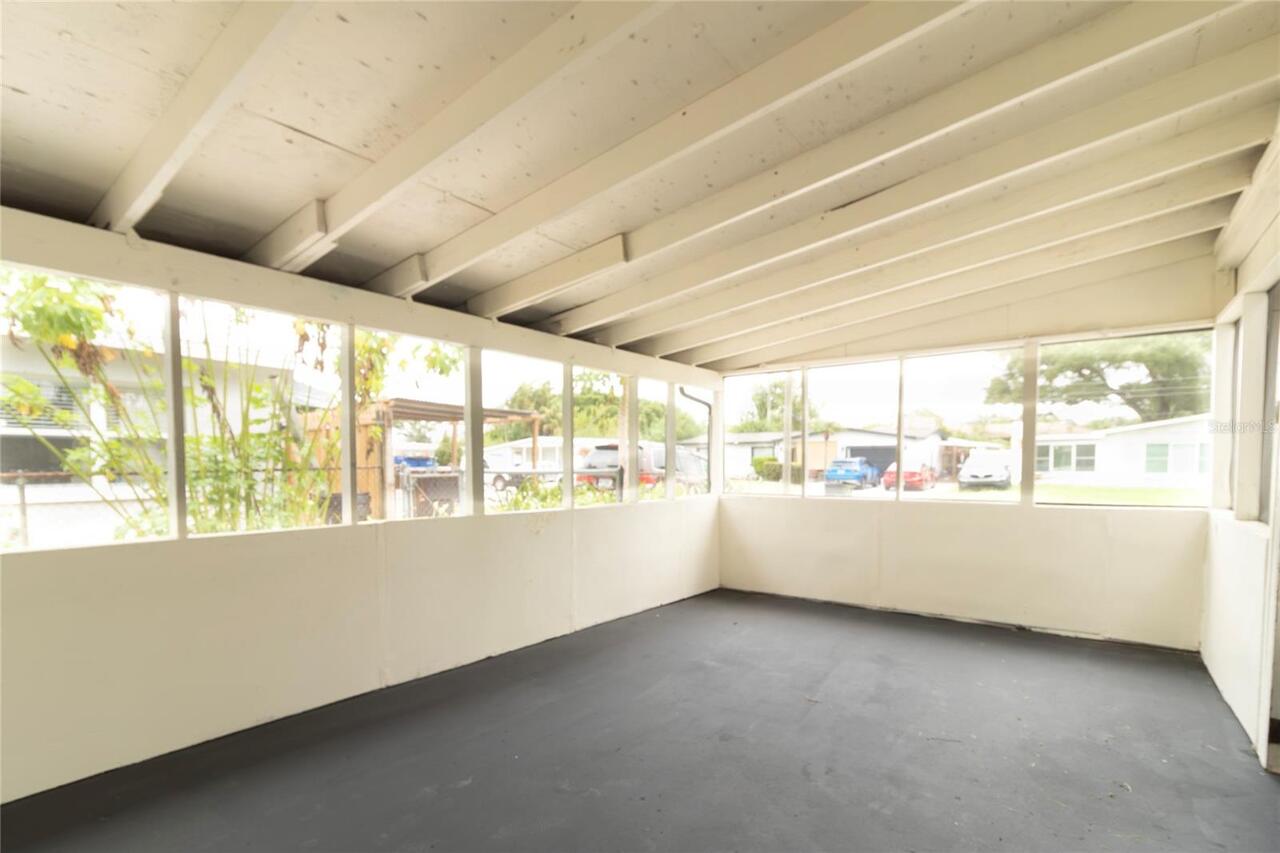 Listing Photo 16