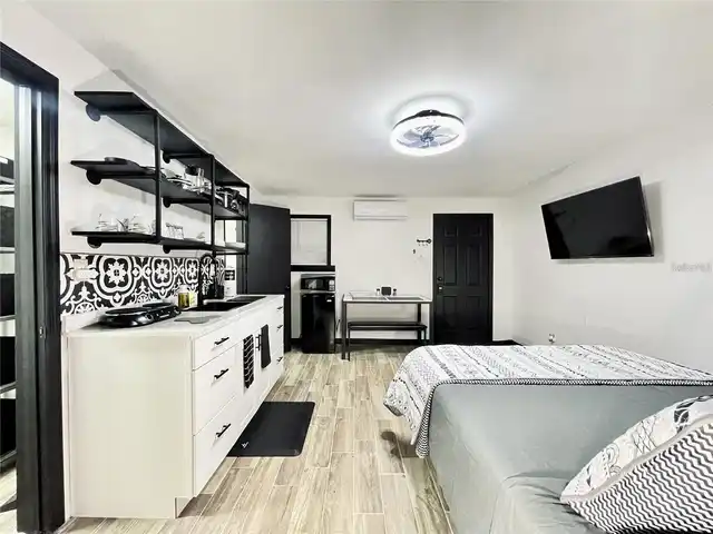 Listing Photo 28