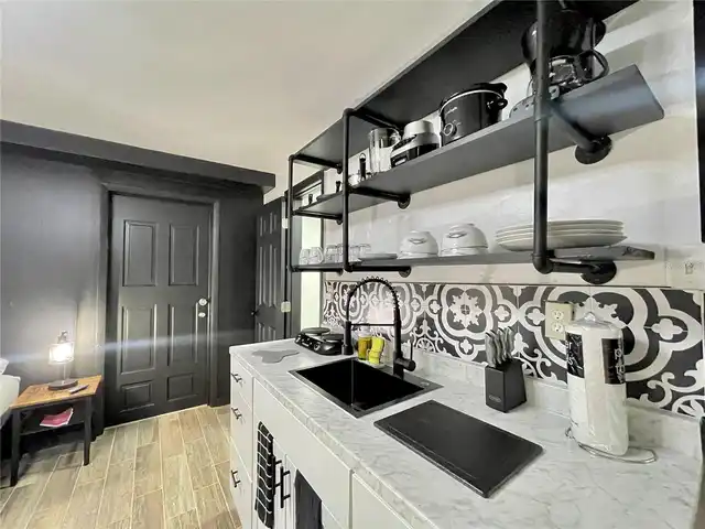 Listing Photo 29