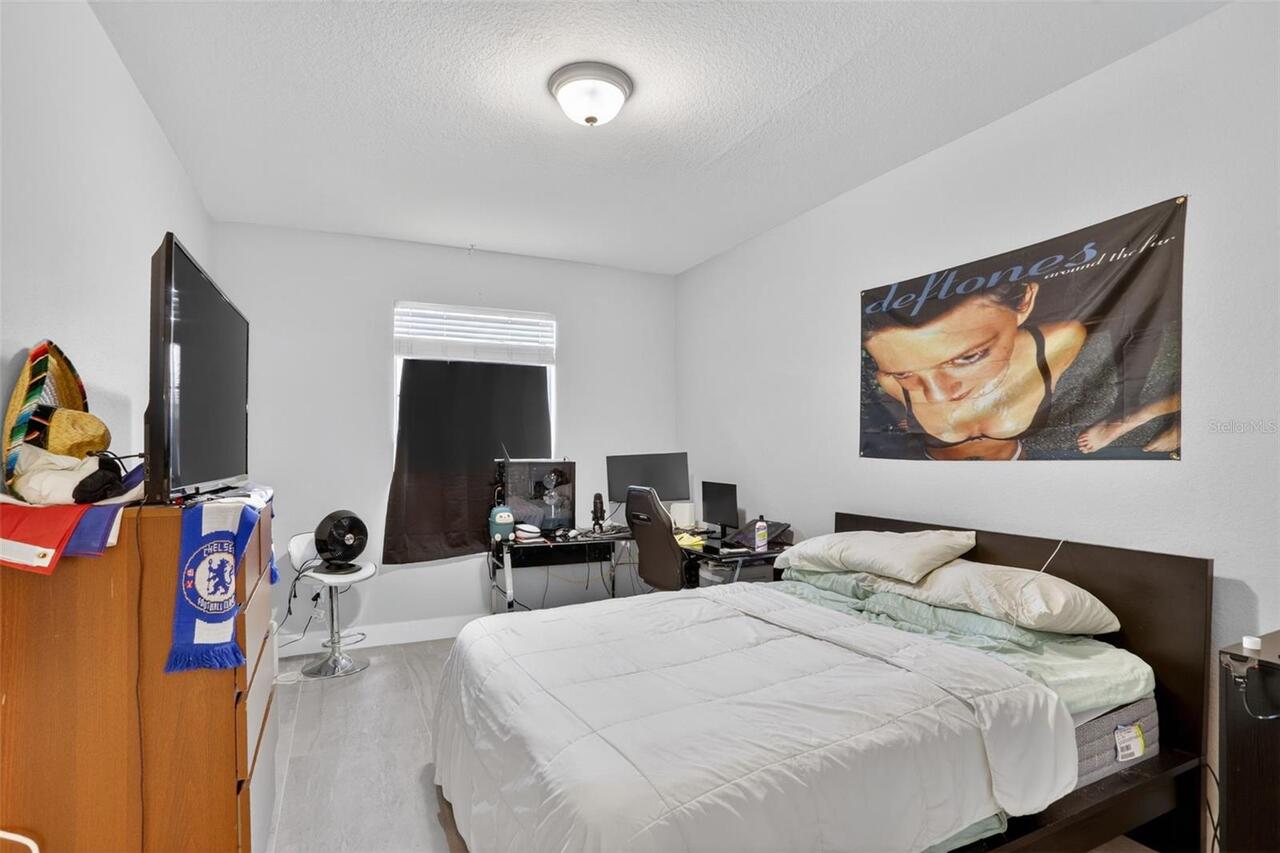 Listing Photo 14