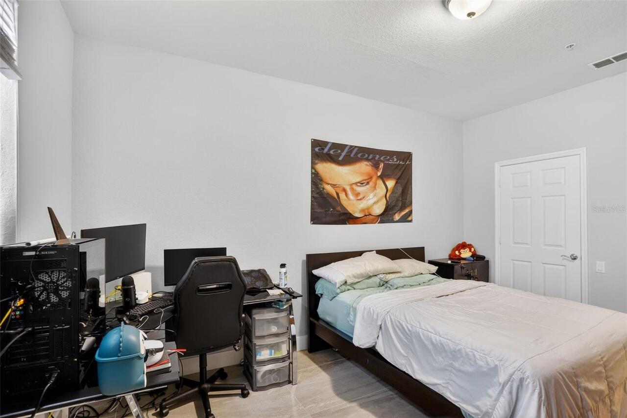 Listing Photo 15