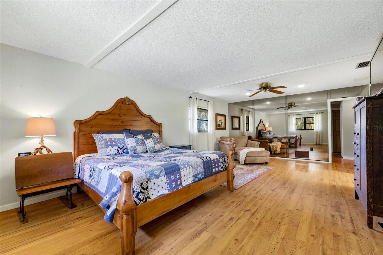 Listing Photo 33