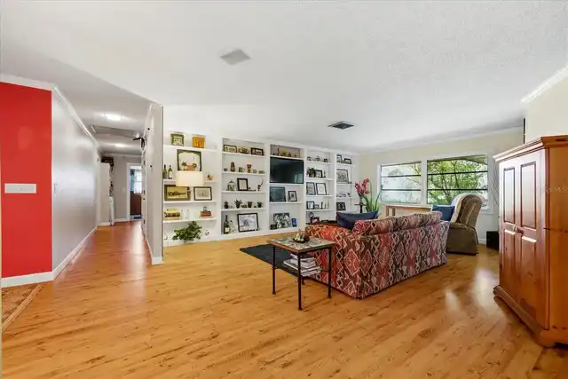 Listing Photo 27