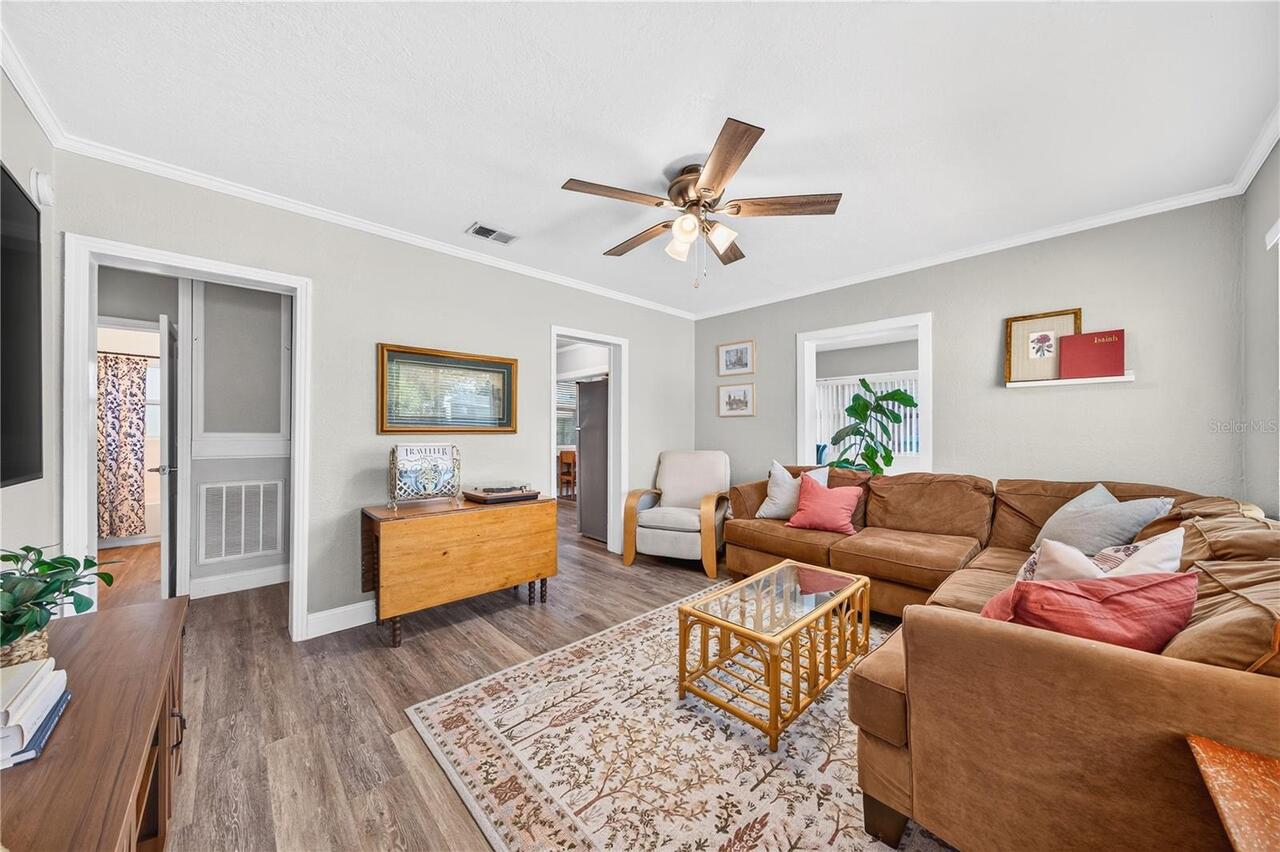Listing Photo 6