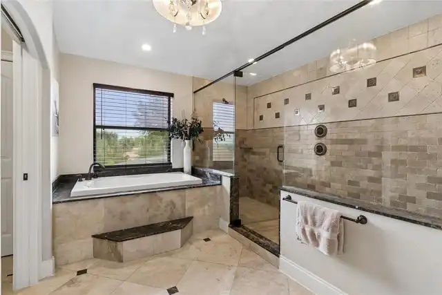 Listing Photo 19