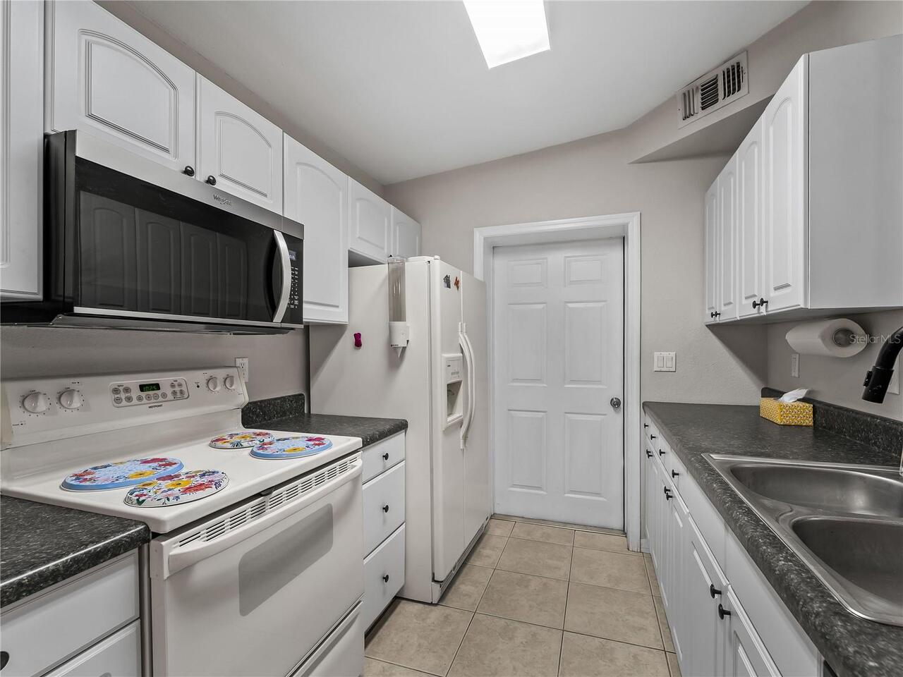 Listing Photo 13