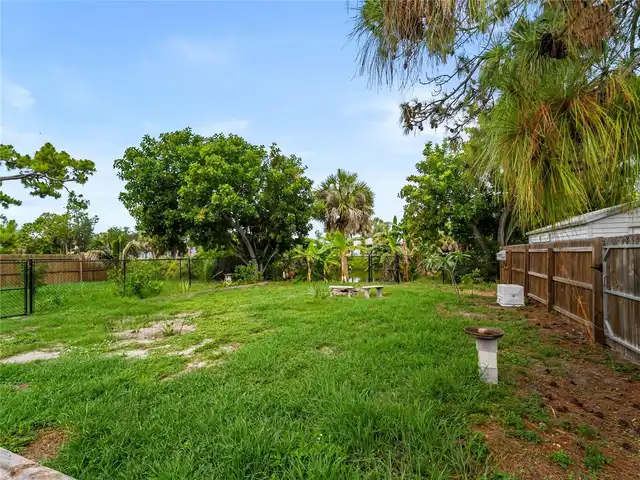 Listing Photo 33