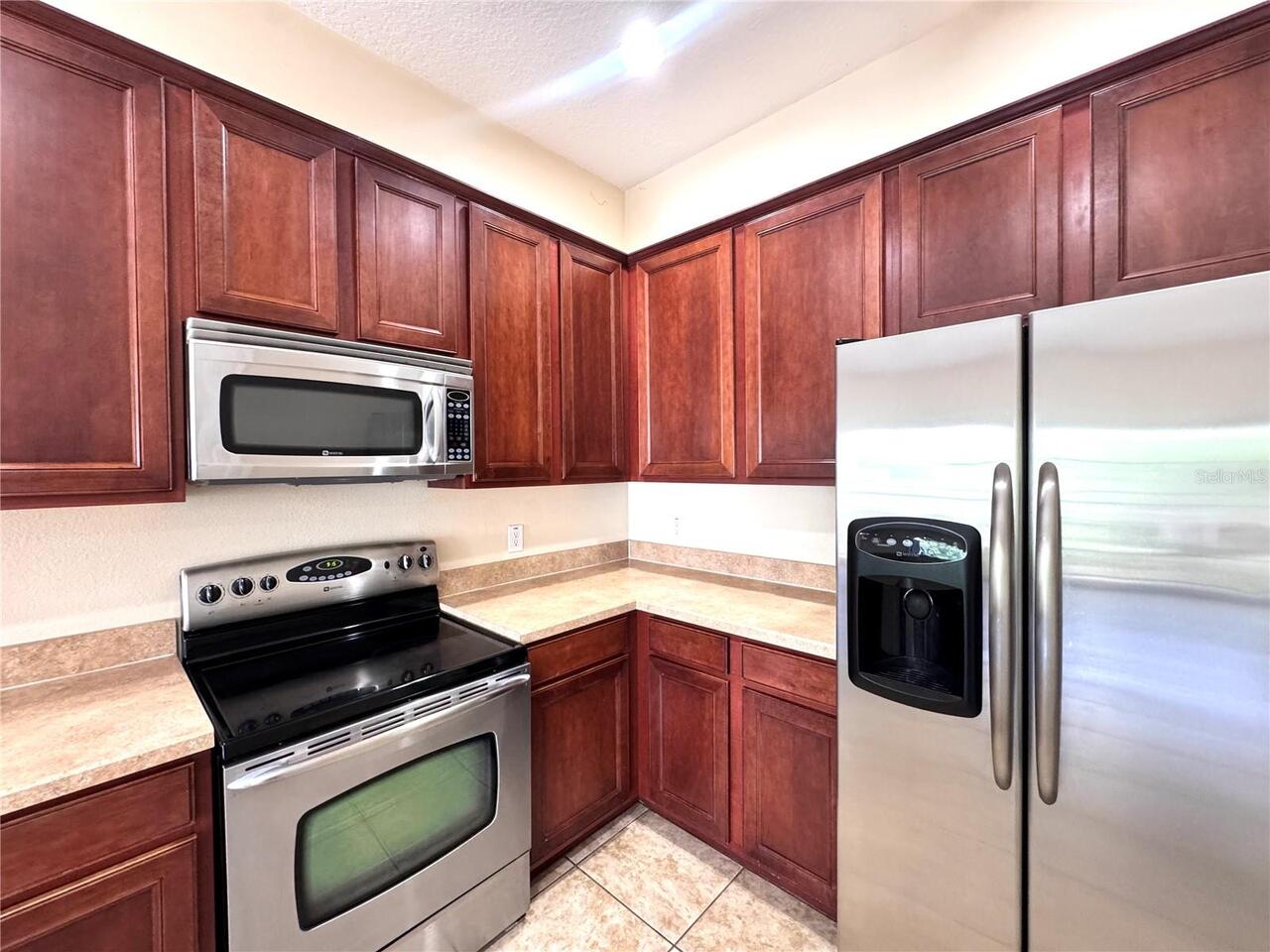 Listing Photo 9
