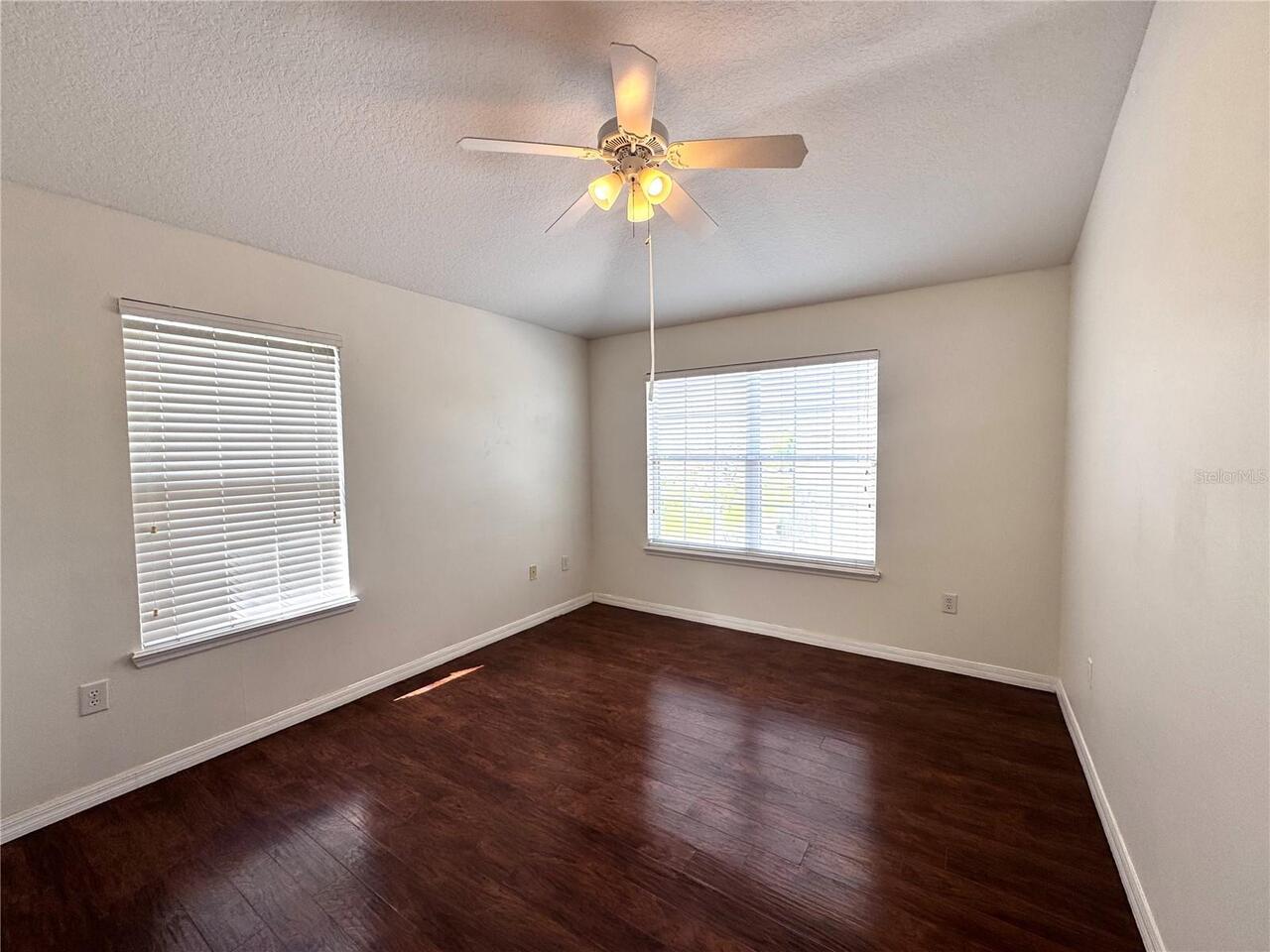 Listing Photo 14