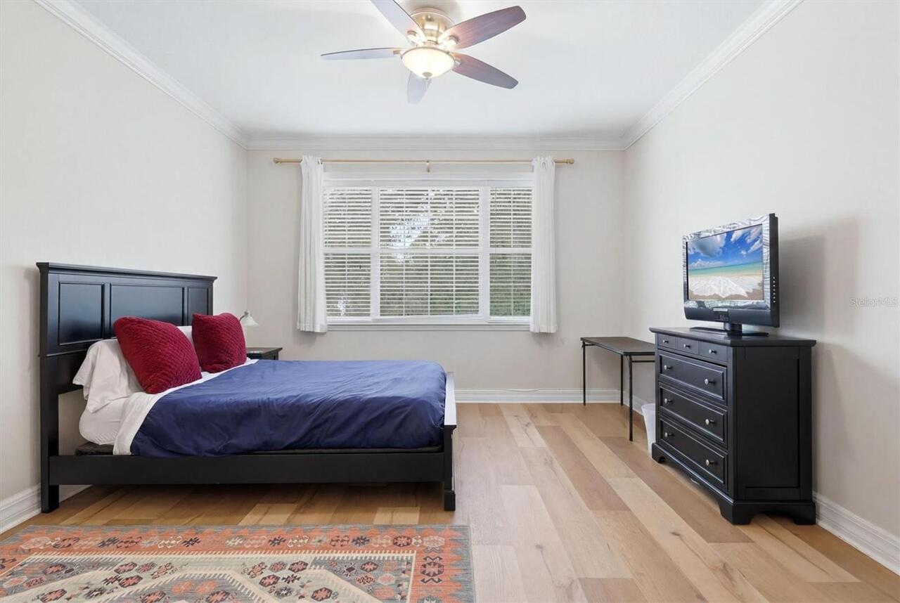 Listing Photo 28