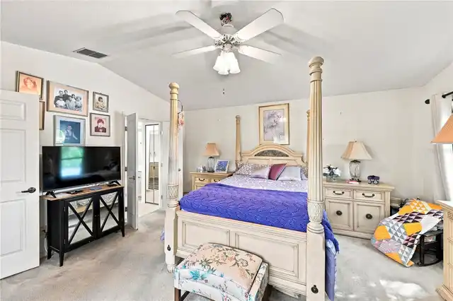 Listing Photo 33