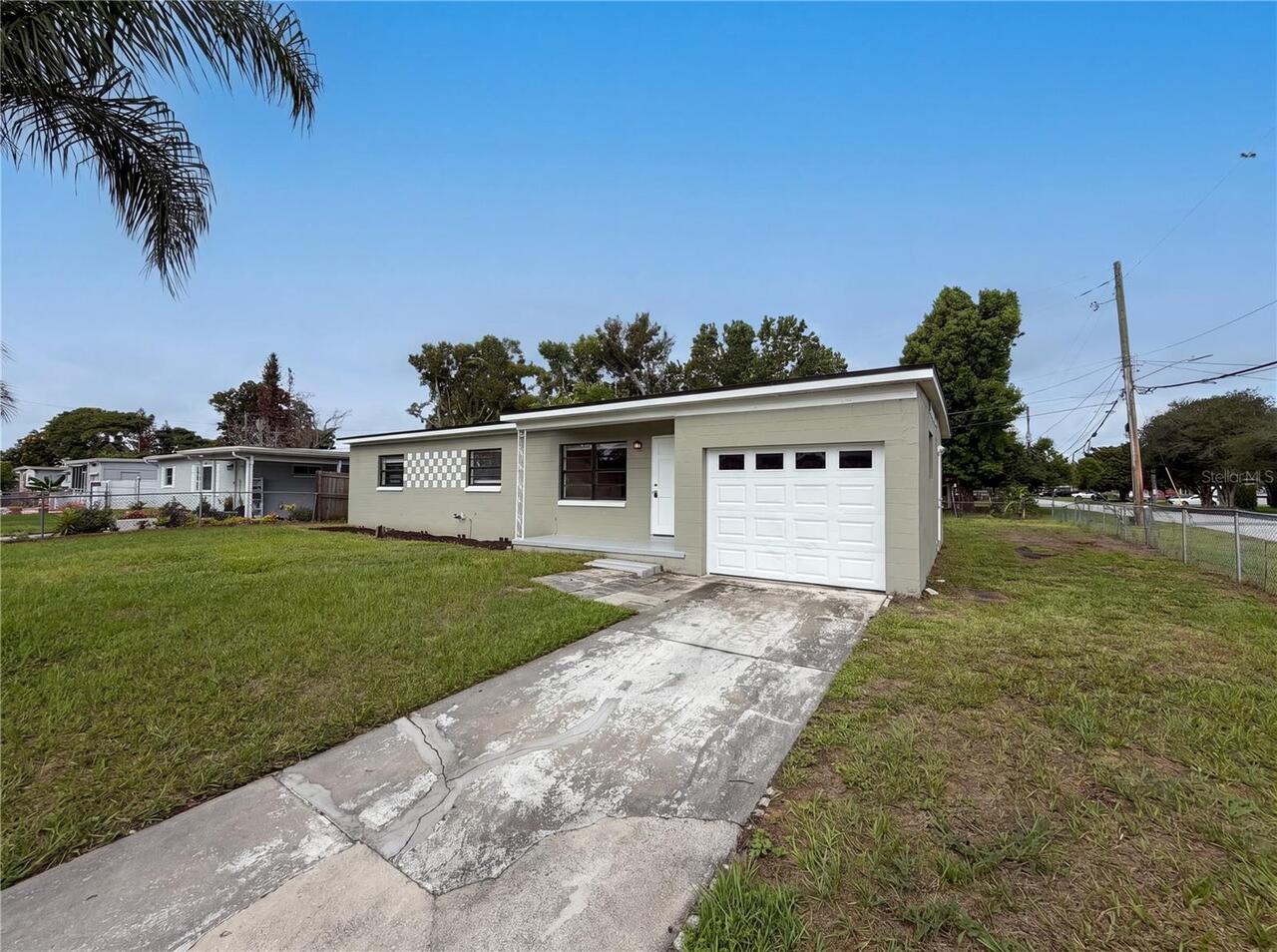Listing Photo 9