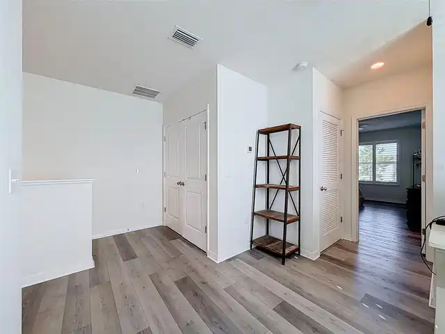 Listing Photo 21