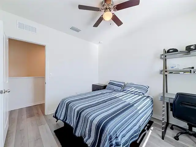 Listing Photo 34