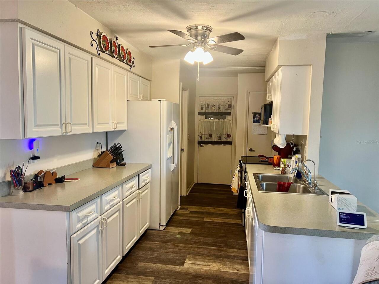 Listing Photo 11