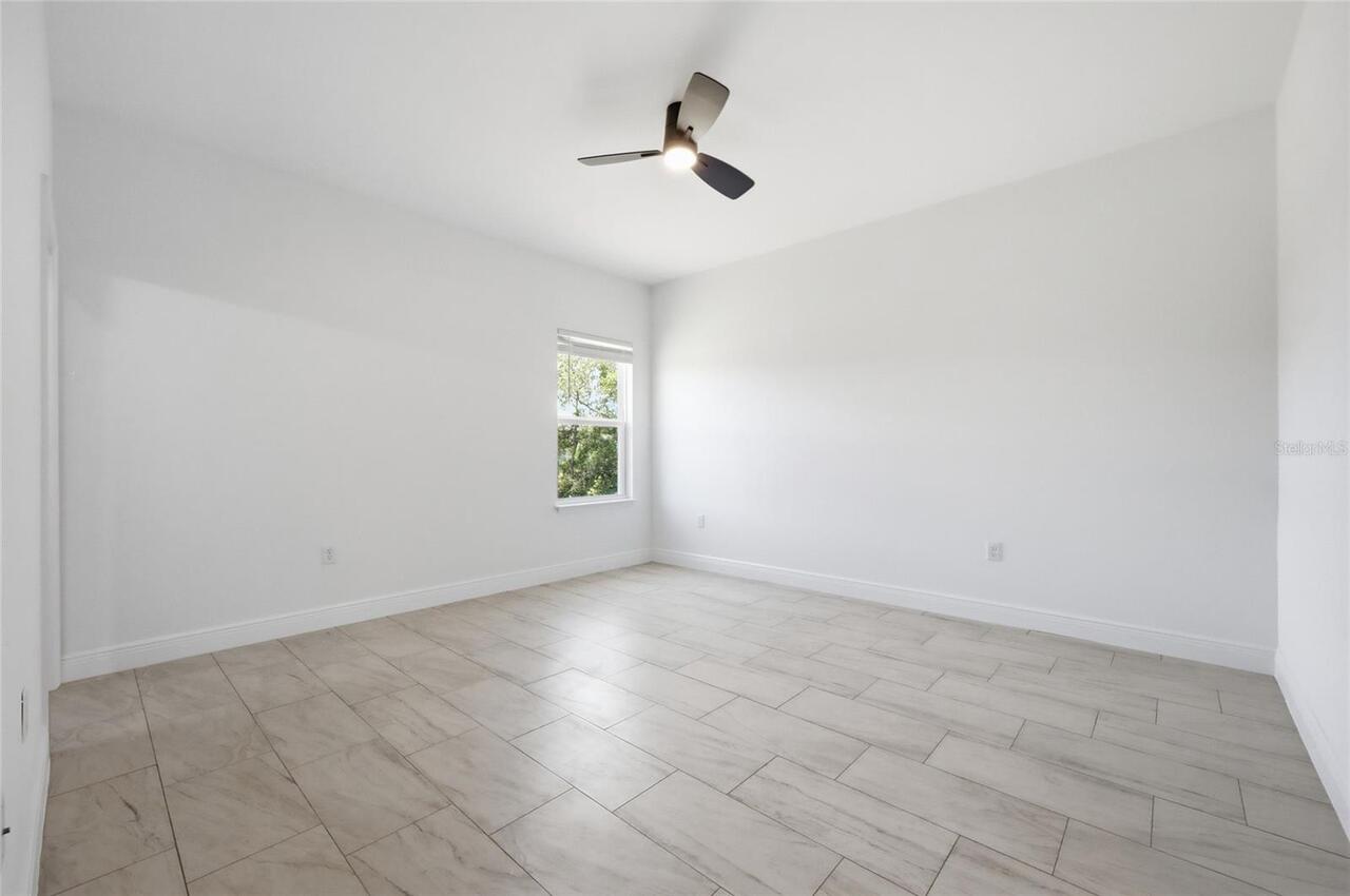 Listing Photo 33