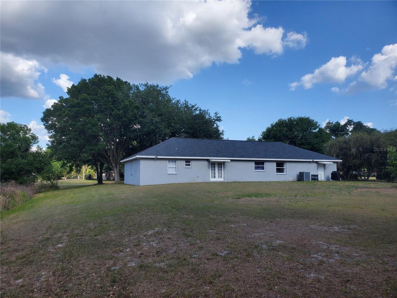 Listing Photo 9