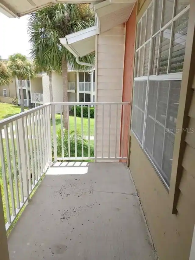 Listing Photo 10