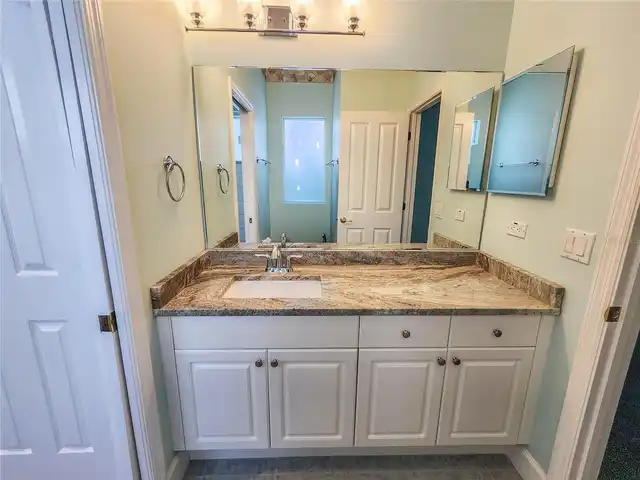 Listing Photo 25