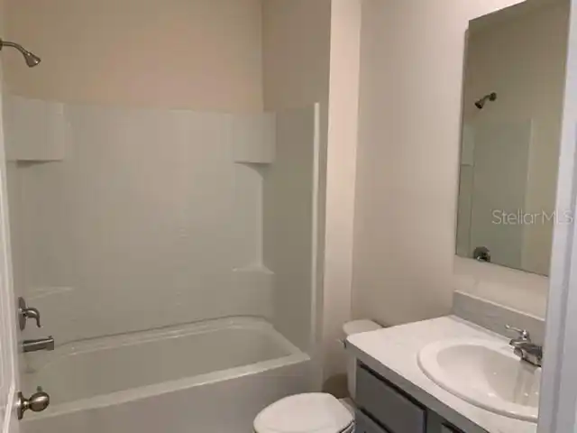 Listing Photo 17