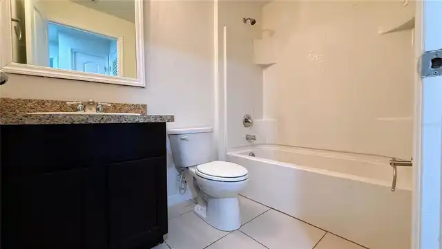 Listing Photo 16