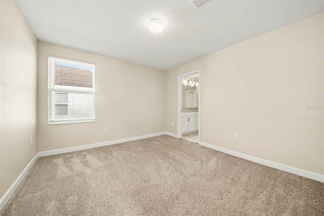 Listing Photo 24