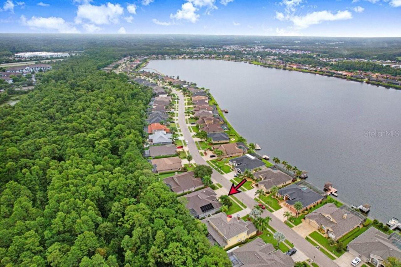 Listing Photo 11