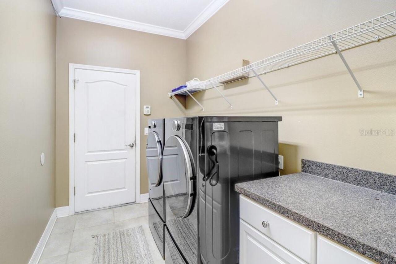 Listing Photo 17