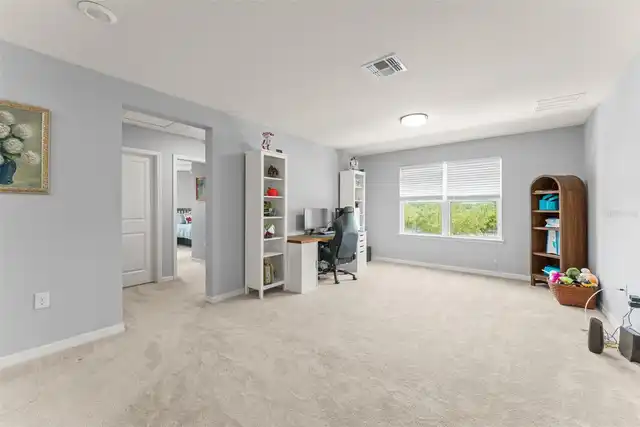 Listing Photo 17