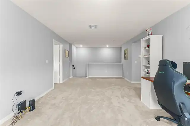 Listing Photo 19