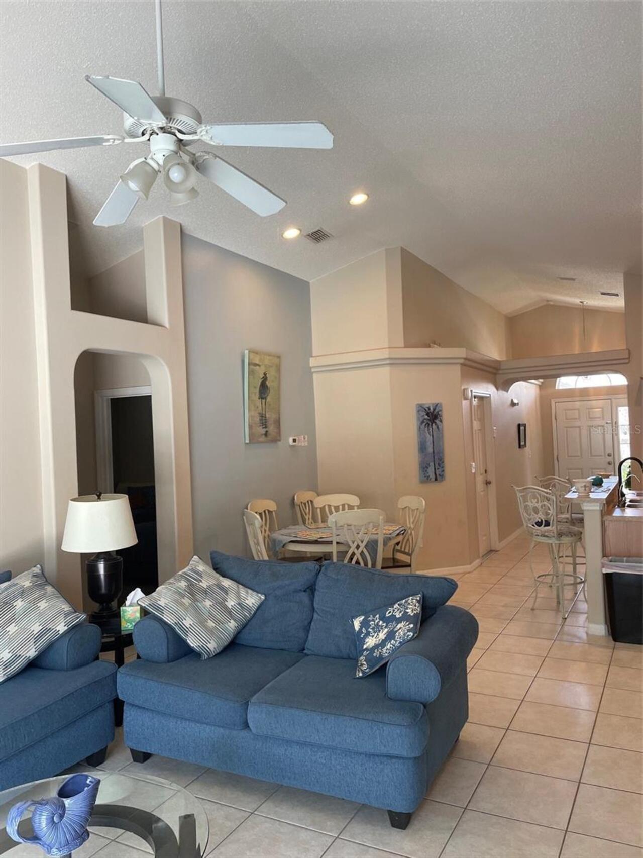 Listing Photo 8