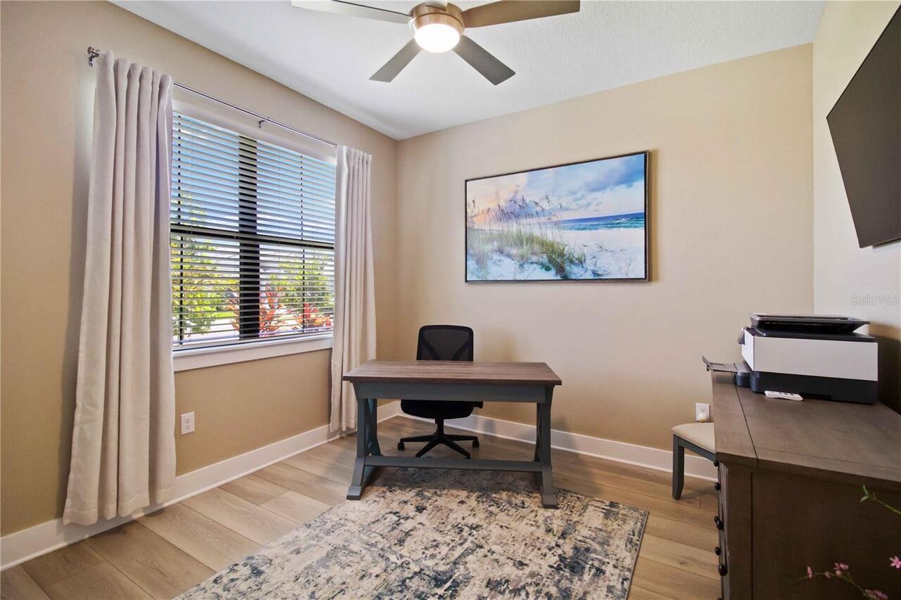Listing Photo 16