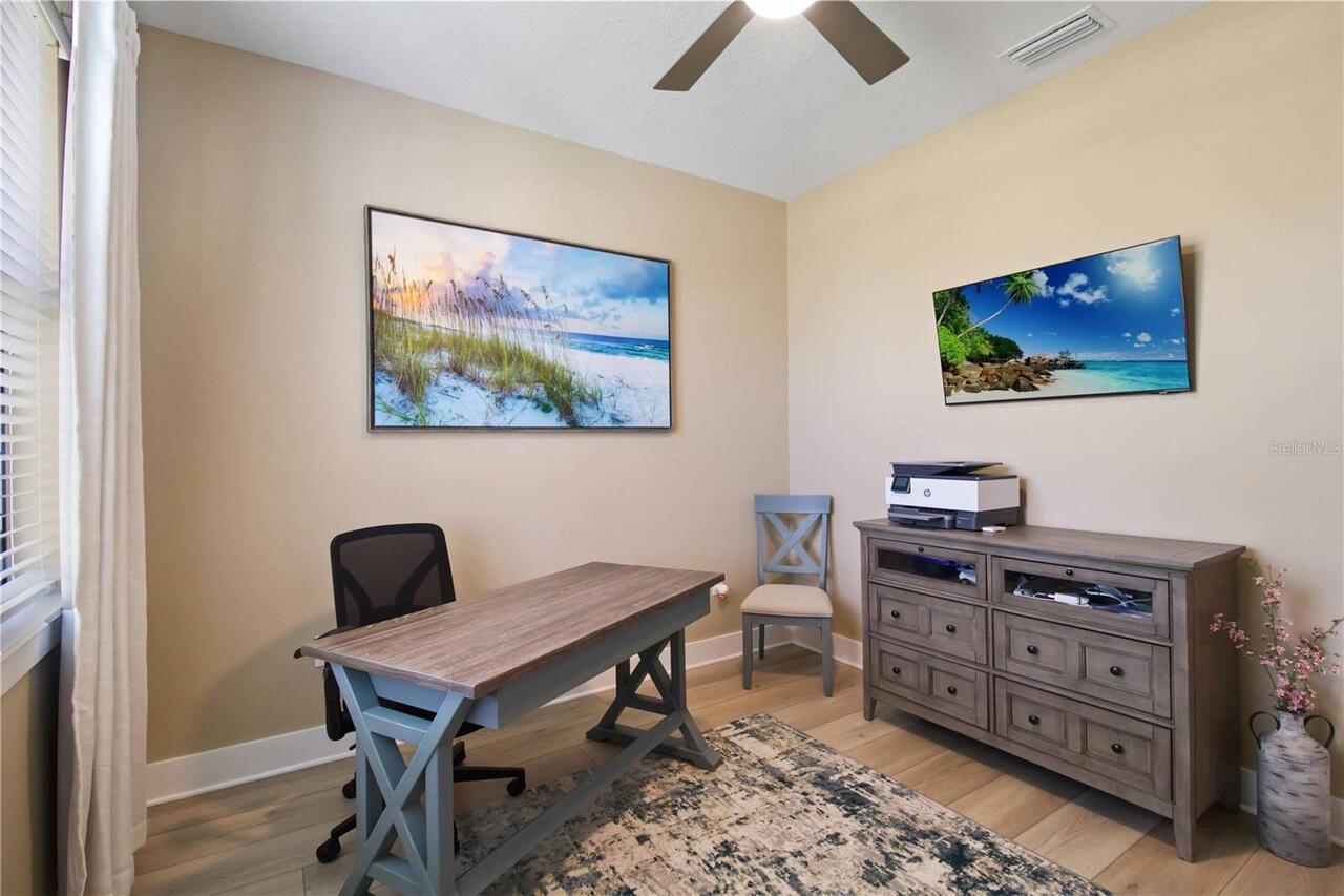 Listing Photo 17