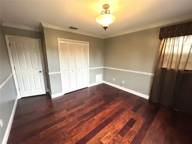 Listing Photo 43