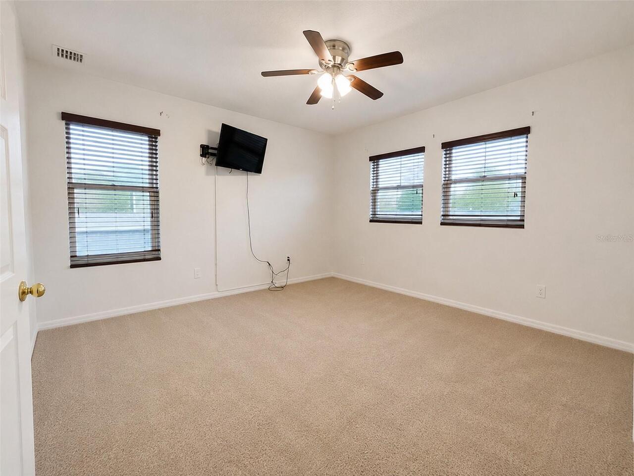 Listing Photo 38