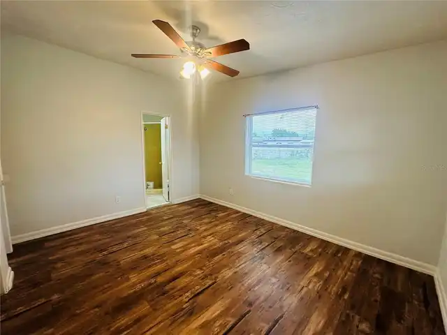 Listing Photo 7