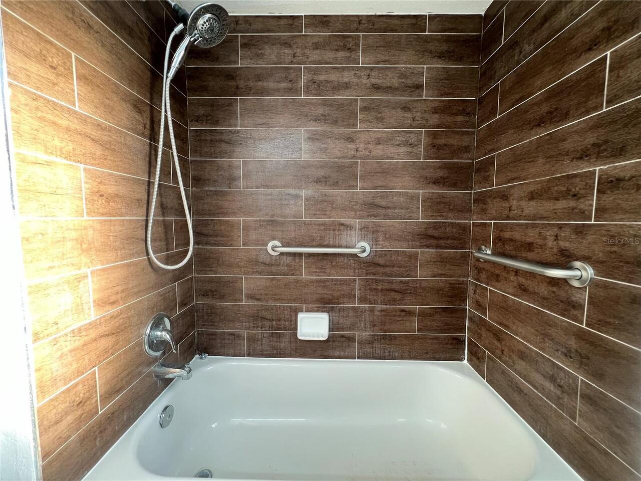 Listing Photo 19