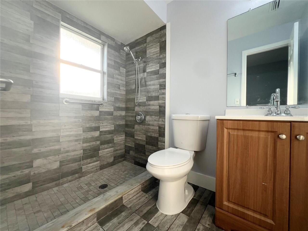 Listing Photo 42