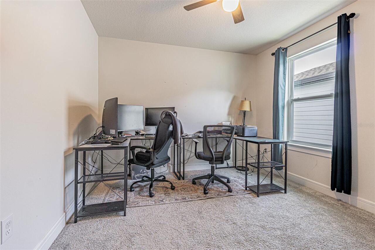 Listing Photo 16