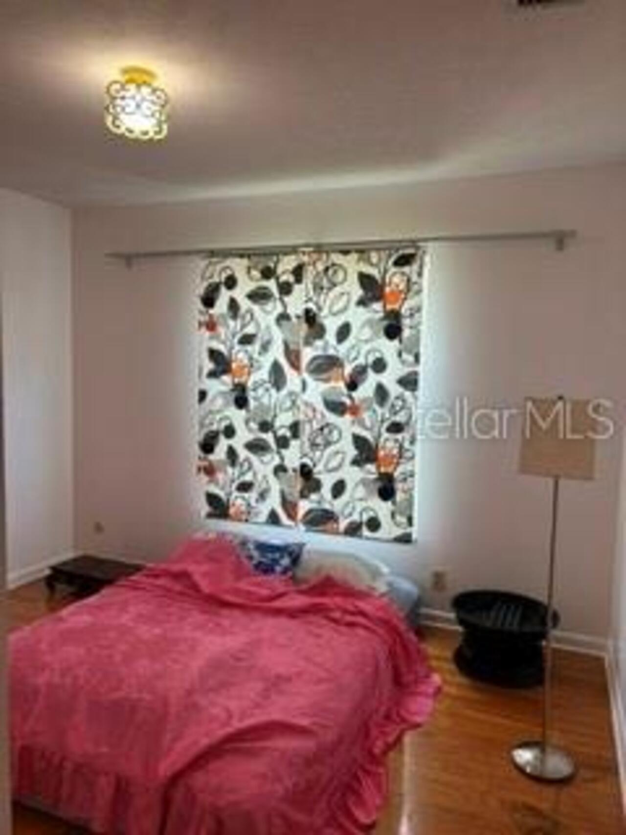 Listing Photo 6