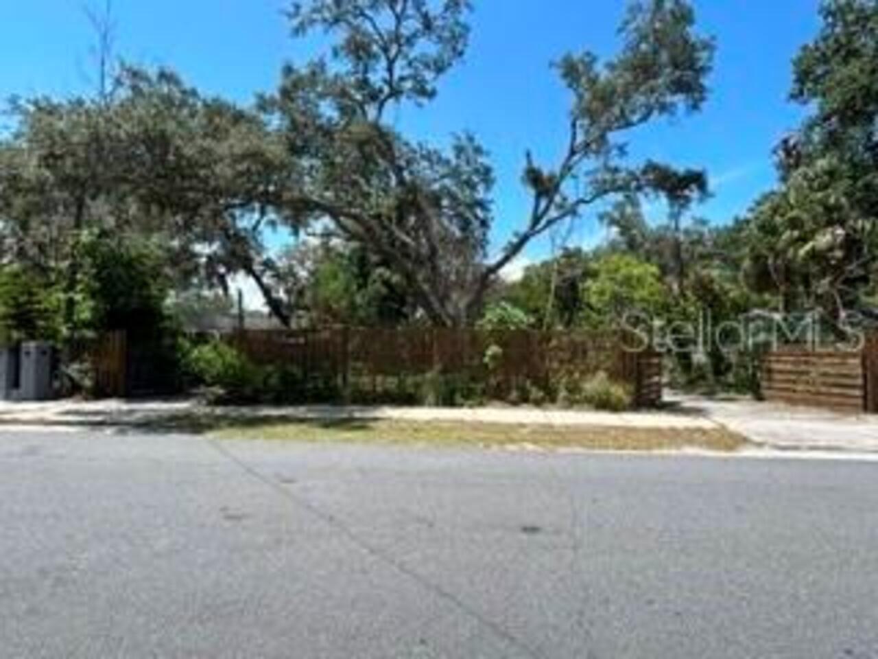 Listing Photo 17