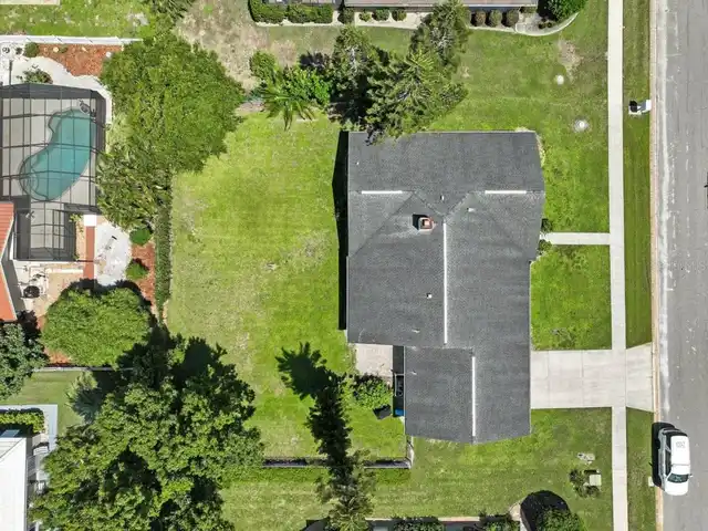 Listing Photo 32