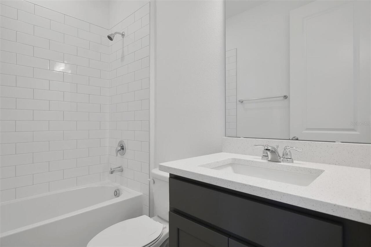 Listing Photo 12