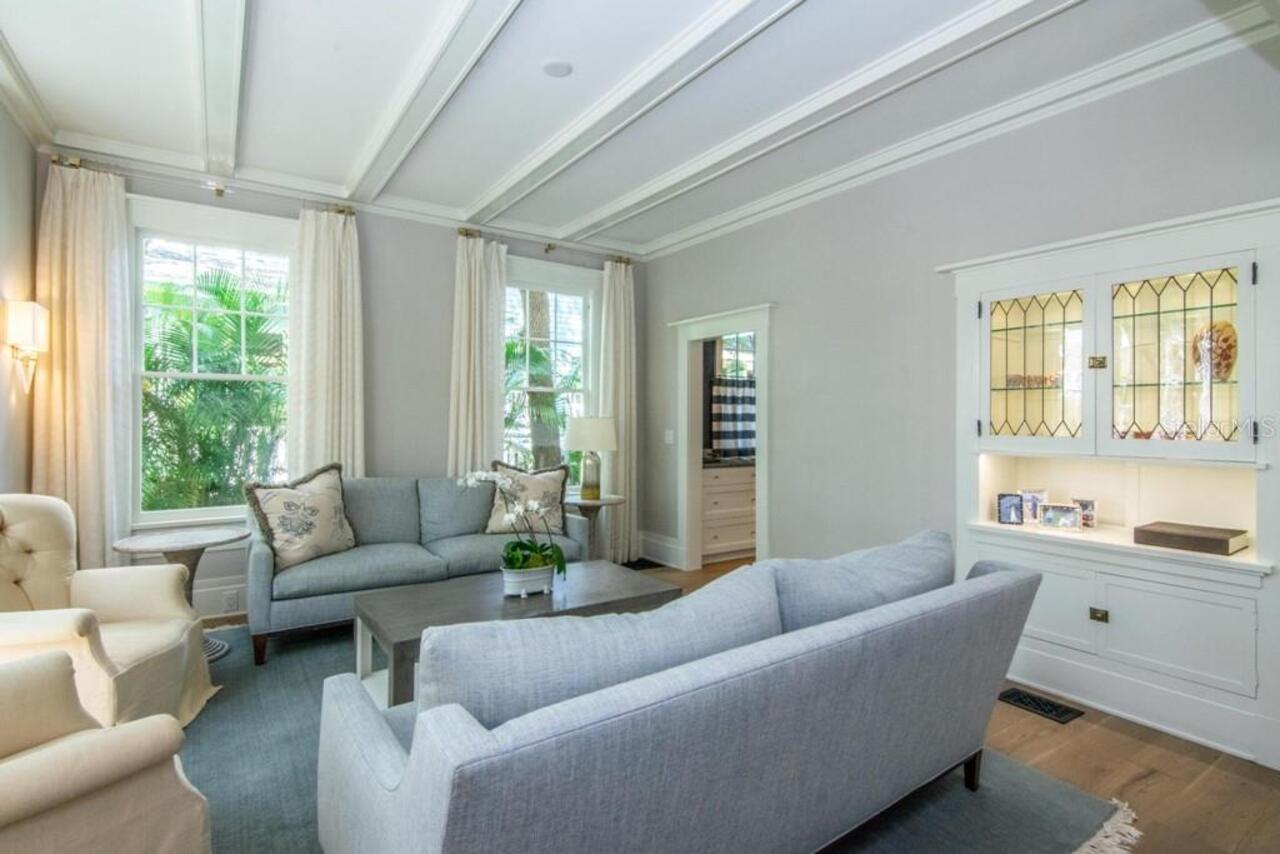 Listing Photo 11