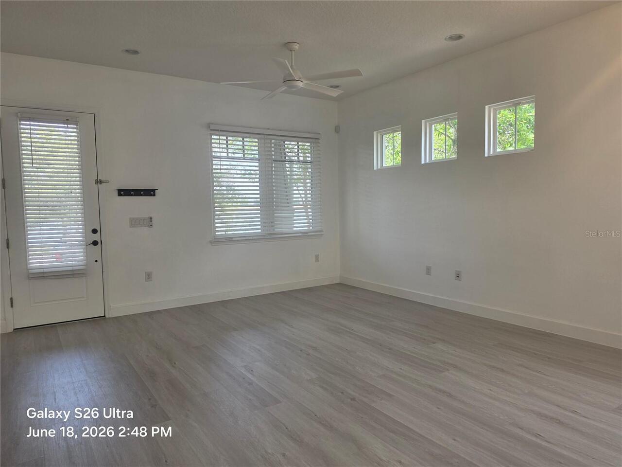 Listing Photo 8