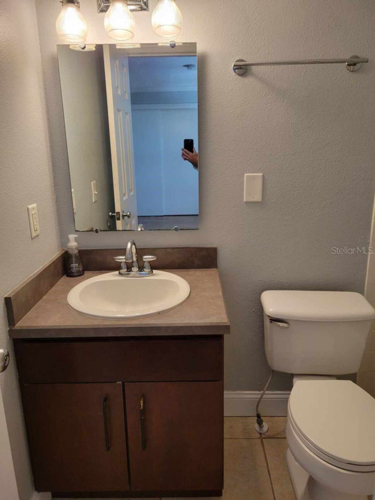 Listing Photo 9