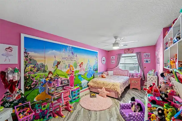 Listing Photo 16
