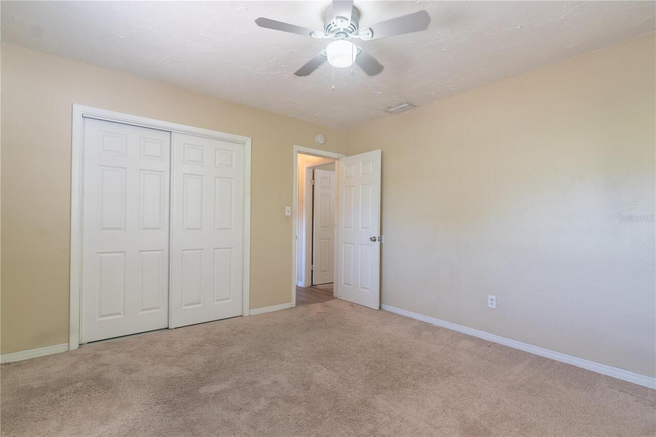 Listing Photo 11