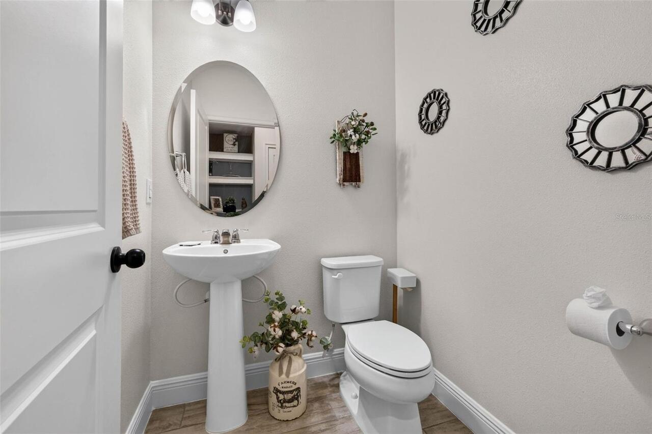 Listing Photo 12